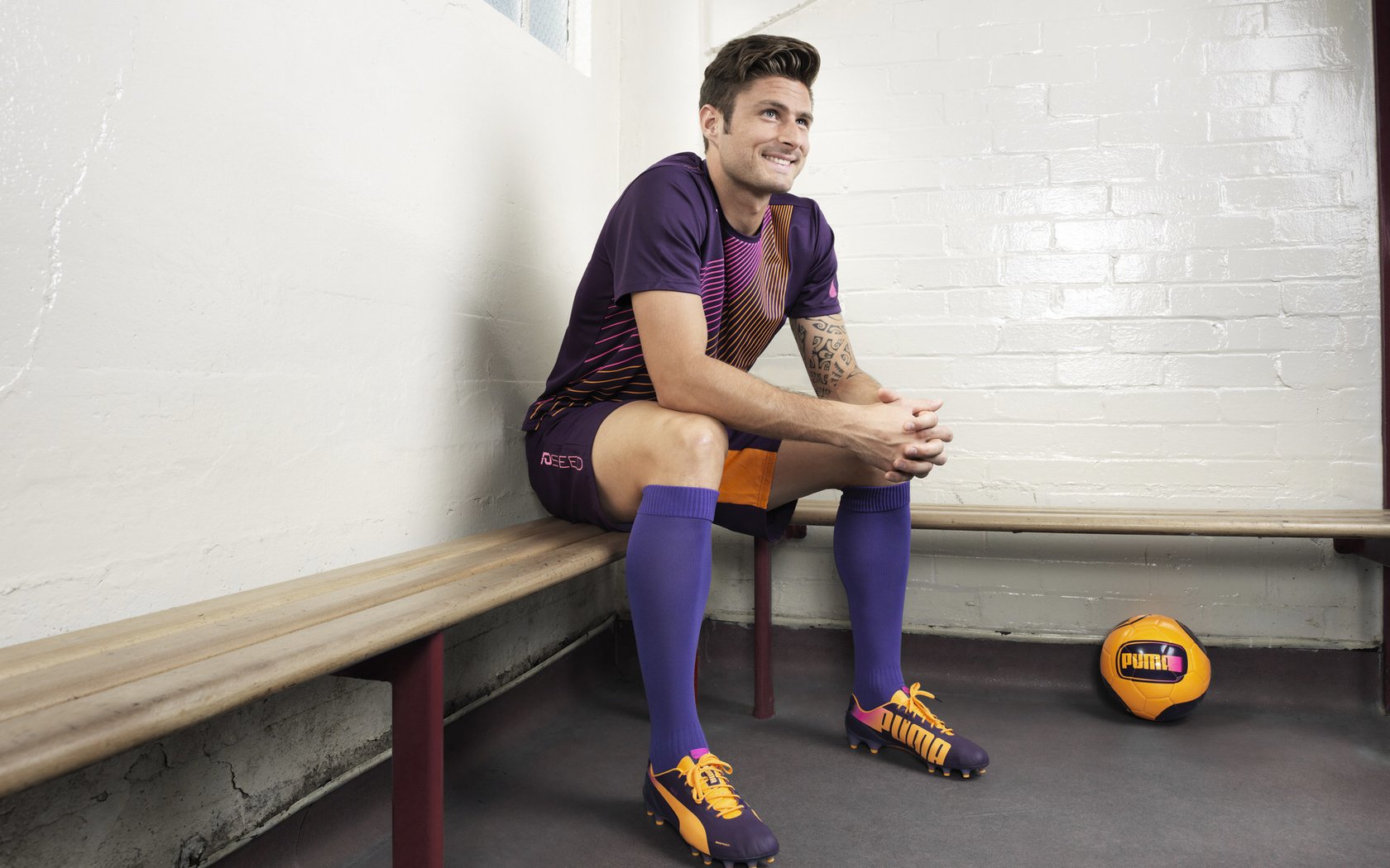 Shams：莫兰特因有损球队利益的行为被禁赛一场，莫兰特受伤